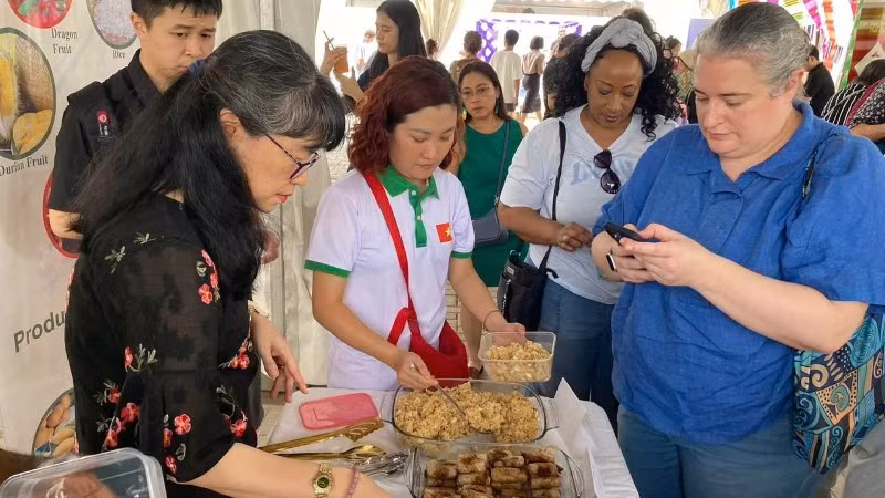 Quảng bá đất nước, con người, văn hóa Việt Nam tại Nigeria